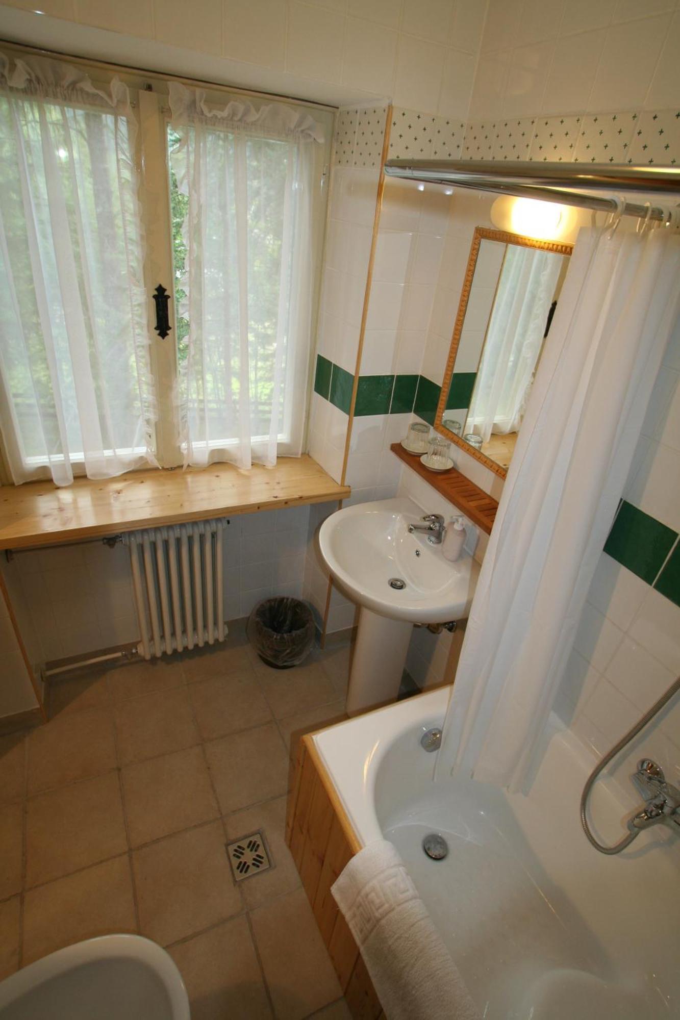 B&B Villa Dolomites Hut Сан Вигилио ди Маребе Стая снимка