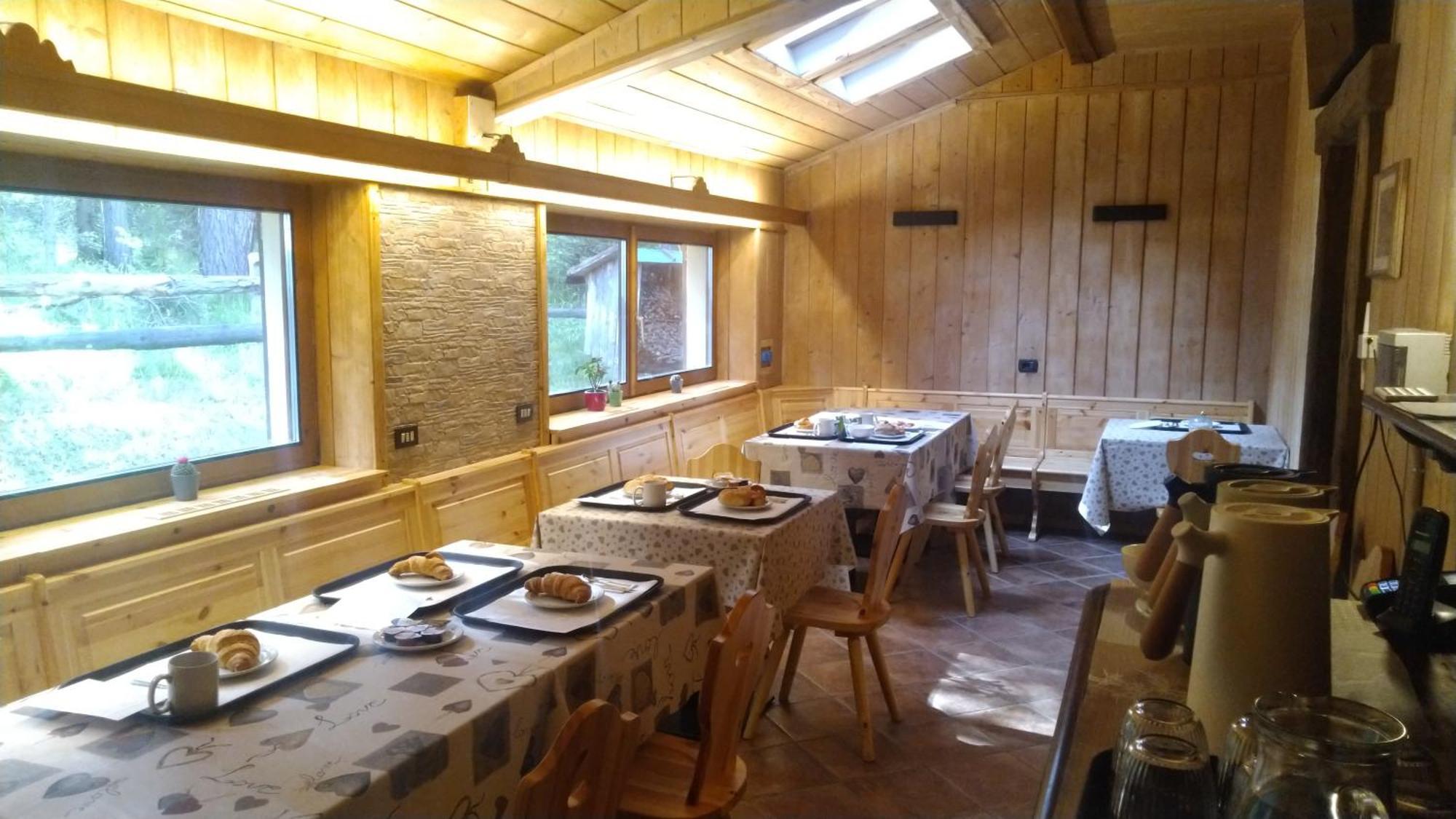 B&B Villa Dolomites Hut Сан Вигилио ди Маребе Екстериор снимка