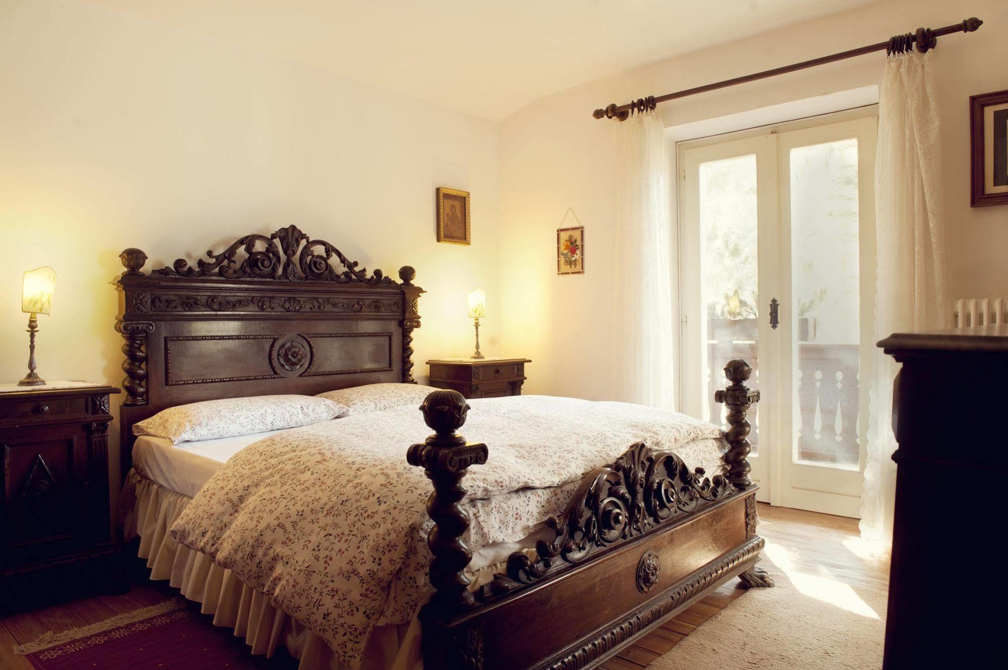 B&B Villa Dolomites Hut Сан Вигилио ди Маребе Екстериор снимка